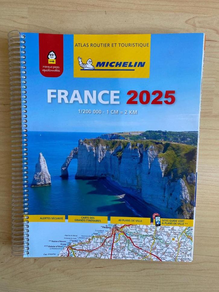 Michelin atlas route kaart Frankrijk 2025, Boeken, Atlassen en Landkaarten, Zo goed als nieuw, Landkaart, Frankrijk, 2000 tot heden