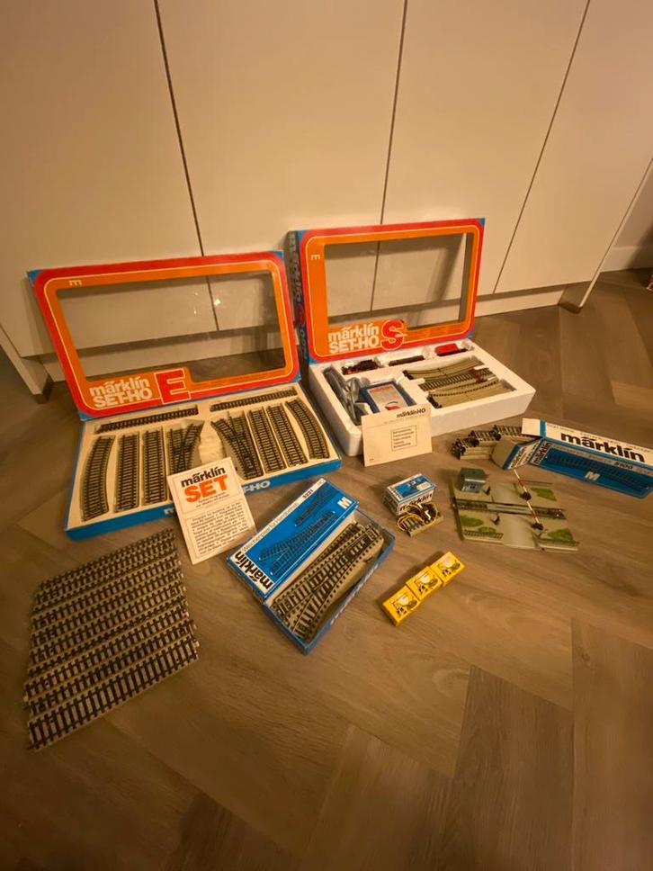 Marklin treinset met uitbereidings set wissels en spoorweg, Hobby en Vrije tijd, Modeltreinen | H0, Zo goed als nieuw, Treinset