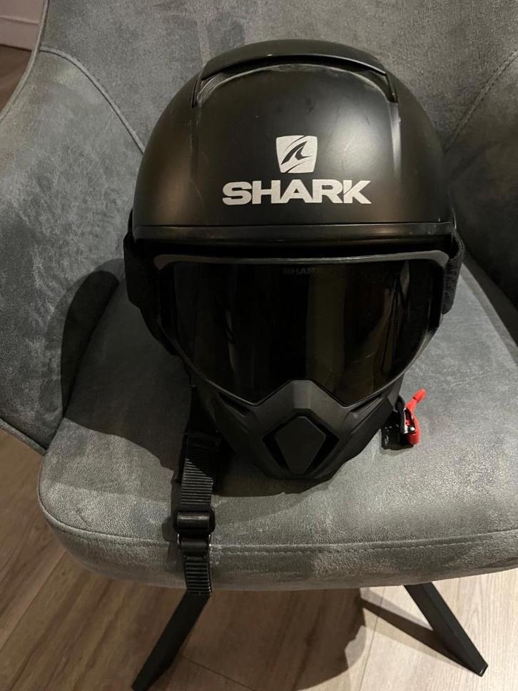 Shark helm scooter, Fietsen en Brommers, Brommeronderdelen | Scooters, Zo goed als nieuw, Overige merken, Overige typen, Ophalen