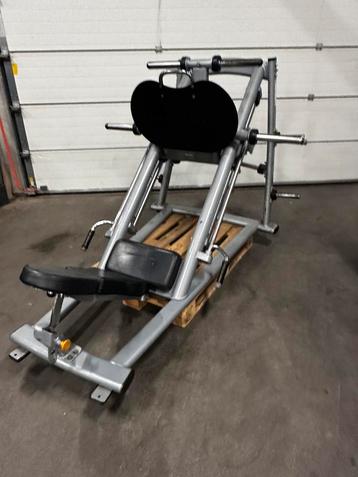 Matrix Plate Loaded Legpress beschikbaar voor biedingen