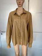 J153 NU Denmark maat L=42/44 leer-look blouse top bruin, Kleding | Dames, Blouses en Tunieken, Bruin, Maat 42/44 (L), Ophalen of Verzenden