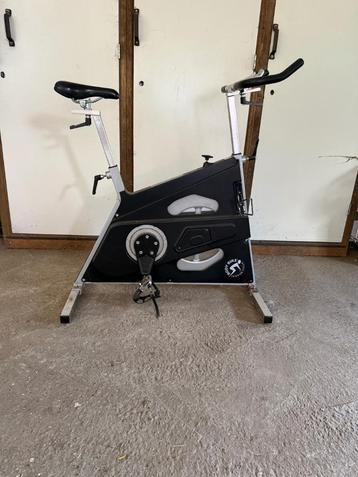 Hometrainer beschikbaar voor biedingen