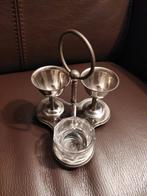 Zilverkl. eierdopjesset twee eierdopjes en centraal zoutvat, Ophalen