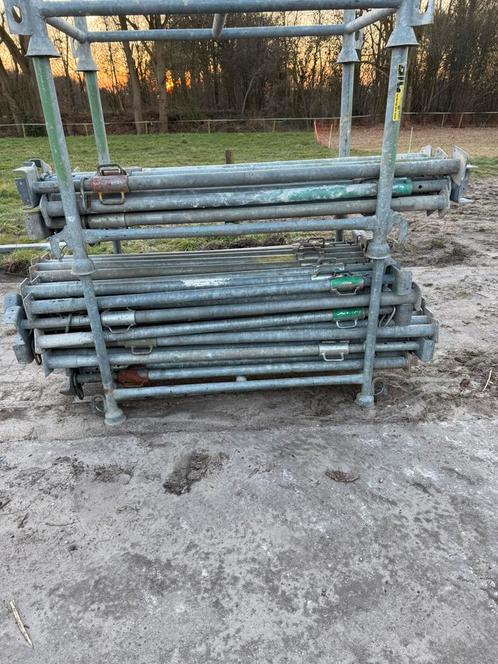 Schroefstempel bm 300, Doe-het-zelf en Verbouw, Steigers, Nieuw, Overige typen, 5 meter of hoger, Ophalen of Verzenden
