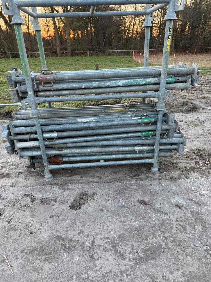 Schroefstempel bm 300, Doe-het-zelf en Verbouw, Steigers, Nieuw, Overige typen, 5 meter of hoger, Ophalen of Verzenden