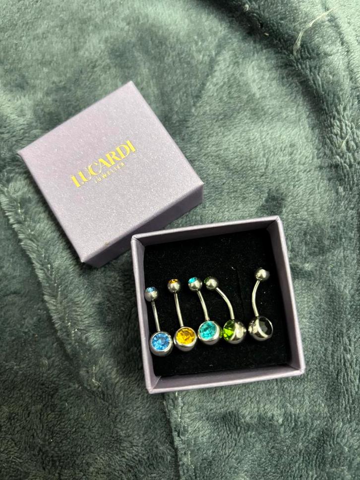 Lucardi navelpiercings ongebruikt, Sieraden, Tassen en Uiterlijk, Bedels, Zo goed als nieuw, Overige merken, Zilver, Ophalen of Verzenden