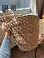 Grote rotan mand met bruine handvaten - Loods 5, Ophalen of Verzenden, Zo goed als nieuw, Rechthoekig, Riet