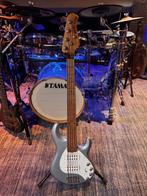 Ernie Ball Musicman Stingray 5 HH Special, Muziek en Instrumenten, Snaarinstrumenten | Gitaren | Bas, Ophalen, Zo goed als nieuw