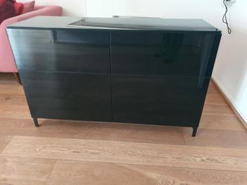 Ikea Besta Kast Glanzend Zwart + Glasplaat beschikbaar voor biedingen