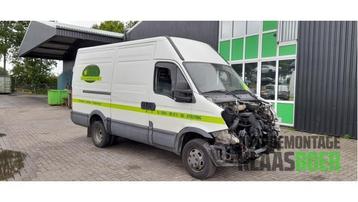 Treeplank achter van een Iveco New Daily (IC334) beschikbaar voor biedingen
