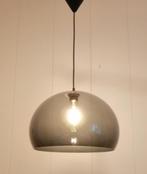 2 Heel mooie design kunststof hanglampen met een ronde kap, Kunststof, Design, Nieuw, Ophalen of Verzenden
