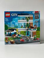 Lego 60291 - Lego City Familiehuis - *NIEUW*, Kinderen en Baby's, Speelgoed | Duplo en Lego, Ophalen of Verzenden, Nieuw, Complete set