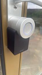 Nuki 2.0 smart lock, Doe-het-zelf en Verbouw, Hang- en Sluitwerk, Ophalen of Verzenden, Zo goed als nieuw, Overige materialen