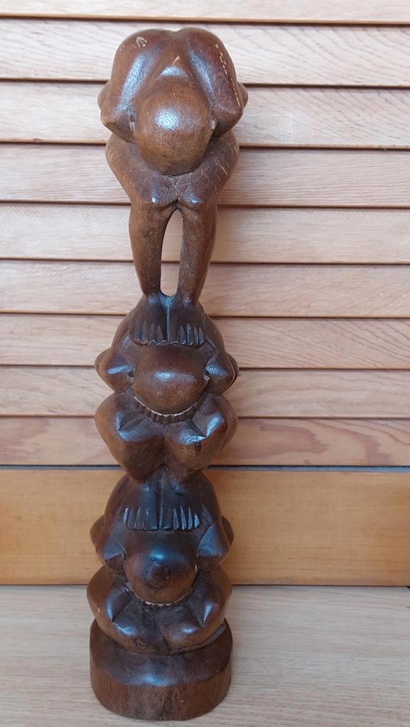 Vintage houtgesneden gestapelde Yogi's beeld, Huis en Inrichting, Woonaccessoires | Boeddhabeelden, Ophalen of Verzenden