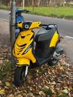 Zip 125 fris!!!!, Fietsen en Brommers, Scooters | Piaggio, Ophalen, Maximaal 45 km/u, Zip, Zo goed als nieuw