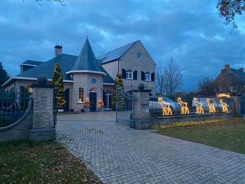 Villa te koop poppel met mogelijkheid tot b&b 7 slaapkamers  beschikbaar voor biedingen