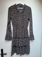 Als NIEUW zwarte bloem jurk Pescara / Terstal - maat S 36, Kleding | Dames, Jurken, Zwart, Pescara, Ophalen of Verzenden, Zo goed als nieuw