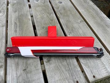 Gevaren driehoek Volvo beschikbaar voor biedingen