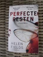 Helen Fields  / Perfecte resten, Boeken, Thrillers, Gelezen, Helen Fields, Ophalen of Verzenden