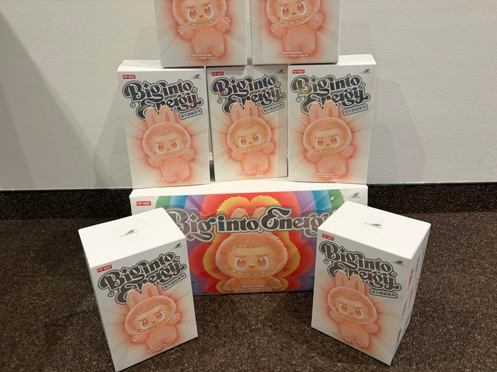 Popmart Labubu Big Into Energy, Ophalen of Verzenden, Zo goed als nieuw