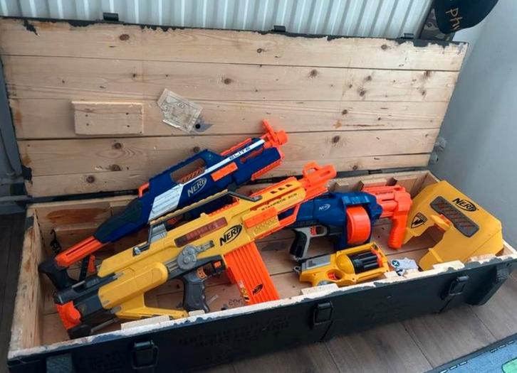 Diverse Nerf Guns - Automatisch, Klein tot Groot!, Kinderen en Baby's, Speelgoed | Overig, Gebruikt, Jongen of Meisje, Ophalen of Verzenden