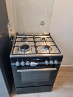 Siemens fornuis, Witgoed en Apparatuur, Fornuizen, Ophalen, 4 kookzones, Zo goed als nieuw, Gas