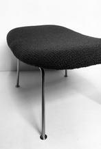 Hocker voetenbank Oyster model (Artifort), Huis en Inrichting, Banken | Voetenbanken en Poefen, Ophalen, Gebruikt, Jaren 60, 75 tot 100 cm