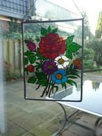 Mooi glas in lood glas met bloemen erop in goede staat, Ophalen of Verzenden