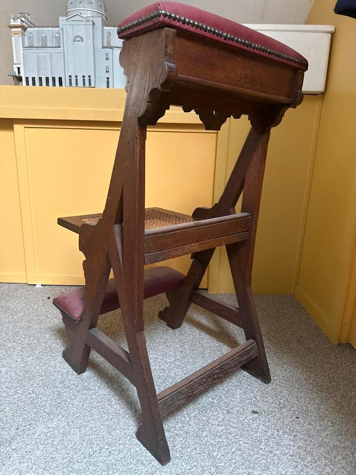 Antieke Bidstoel Sint Jan de Doperkerk Roosendaal, Antiek en Kunst, Antiek | Meubels | Stoelen en Banken, Ophalen