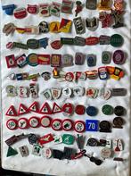 +_ 600 speldjes/ pins uit jaren ‘60/‘70/‘80, Gebruikt, Ophalen of Verzenden, Speldje of Pin, Overige onderwerpen