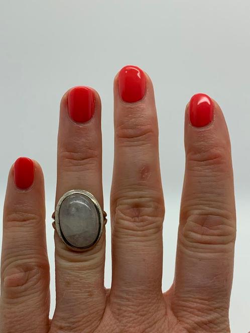 V832 Prachtige zilveren ring maansteen maat 16,75, Sieraden, Tassen en Uiterlijk, Ringen, Dame, Kleiner dan 17, Zilver, Zilver