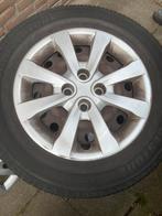 4 x 15 inch velgen banden, Auto diversen, Wieldoppen, Ophalen of Verzenden, Zo goed als nieuw