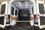 Ford Transit 2.0 TDCI 130pk L2 H2 Trend Airco Navigatie 2.8T, Auto's, Bestelauto's, Voorwielaandrijving, Stof, Euro 6, 4 cilinders