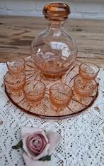 Vintage peach roze  glazen karafje, dienblaadje + 6  glaasje, Antiek en Kunst, Ophalen of Verzenden