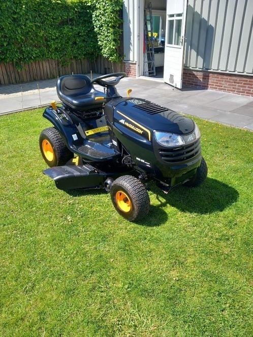 MC Culloch 13pk OHV AVS Hydrostaat / 107cm maaidek (mulch), Tuin en Terras, Zitmaaiers, Zo goed als nieuw, 90 tot 120 cm, Elektrische starter
