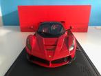 FERRARI LAFERRARI 2013 RED/CARBON FIBRE ROOF 1:18 BBR, Hobby en Vrije tijd, Modelauto's | 1:18, Overige merken, Zo goed als nieuw