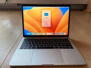 MacBook Pro 13-inch 2017 - i5, 8GB, 256GB beschikbaar voor biedingen