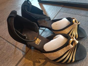 Dames Dansschoenen - Maat 39 beschikbaar voor biedingen