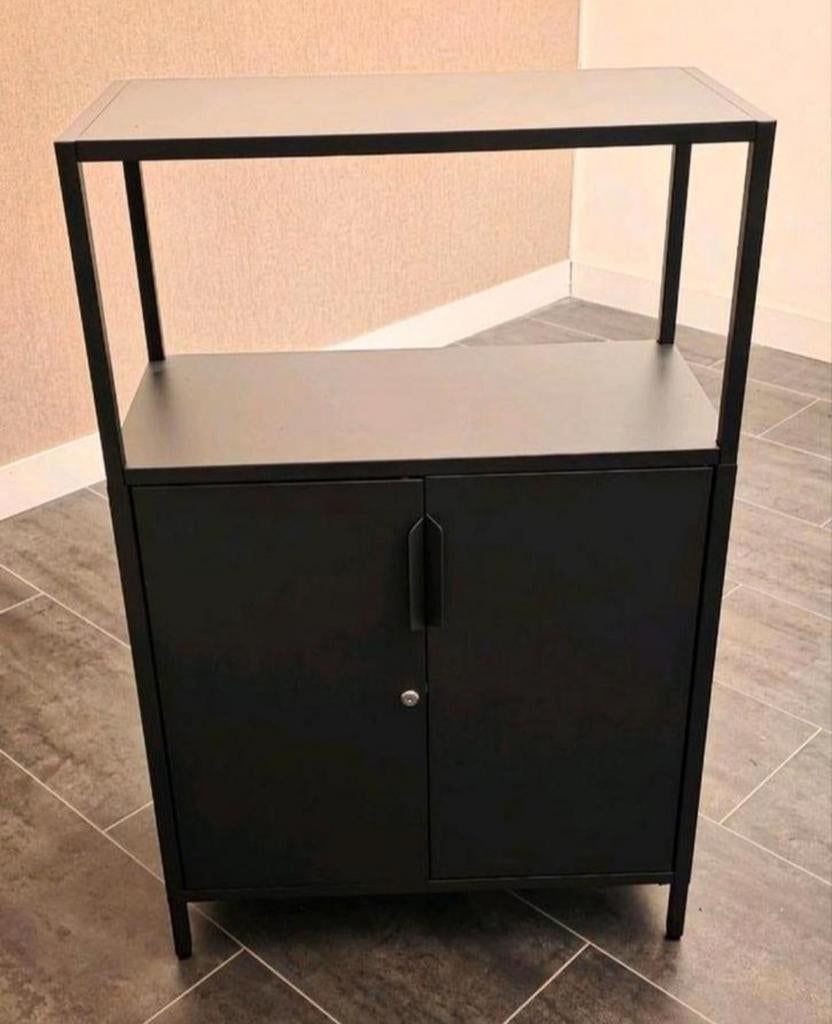 Zgan metalen lockerkastje die op slot kan., Ophalen