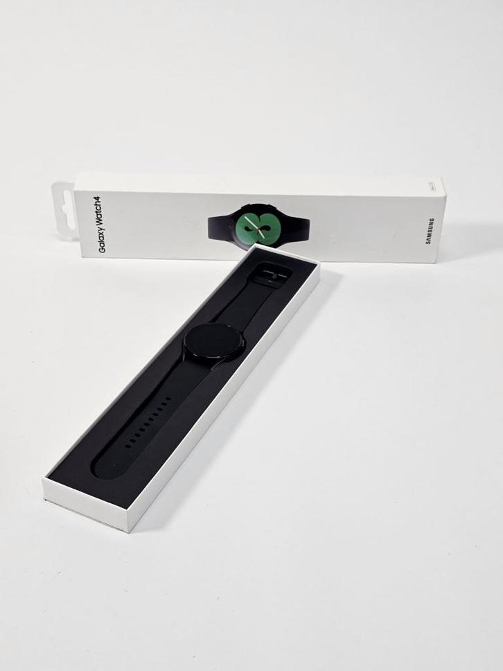 Samsung Galaxy Watch 4 - Smartwatch - 40mm - LTE - Zwart, Sieraden, Tassen en Uiterlijk, Smartwatches, Gebruikt, Android, Zwart