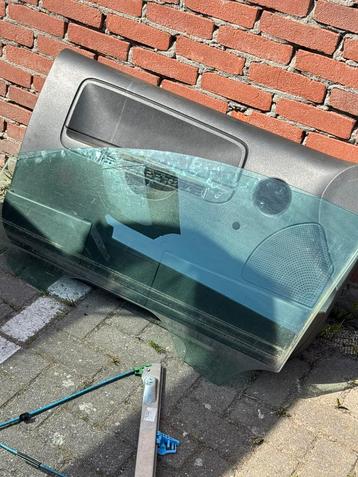Citroën C2 linkse Raam en raam mechanisme  beschikbaar voor biedingen