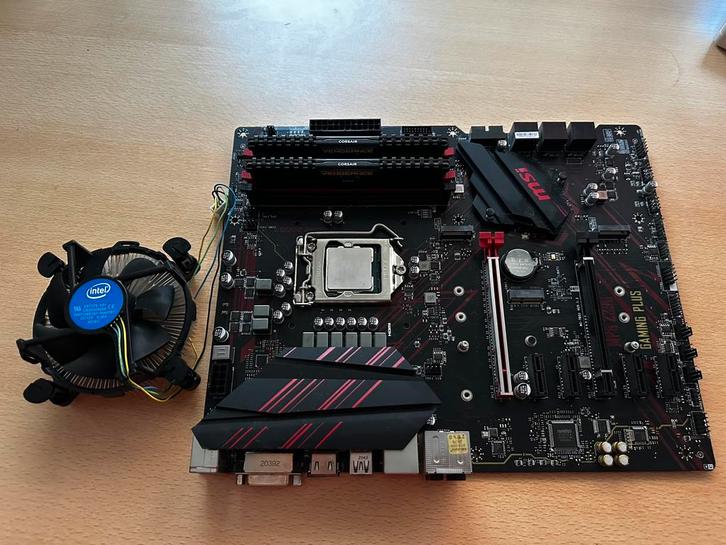 i7 9700K + MSI Z390 Gaming Plus + 16GB DDR4 + Intel koeler, Computers en Software, Moederborden, Gebruikt, Intel, DDR4, Ophalen