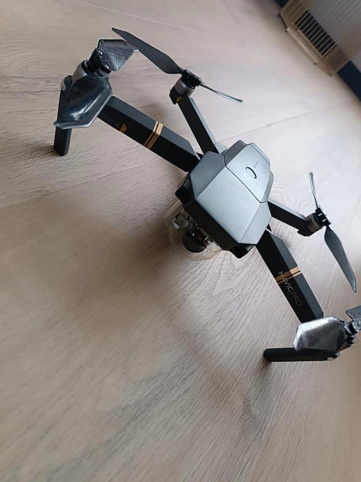 DJI Mavic Pro Fly More Combo - Zeer Compleet!, Audio, Tv en Foto, Drones, Ophalen of Verzenden
