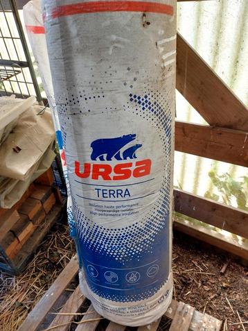 Partij (30) rollen isolatie Ursa Terra 60 mm dik beschikbaar voor biedingen