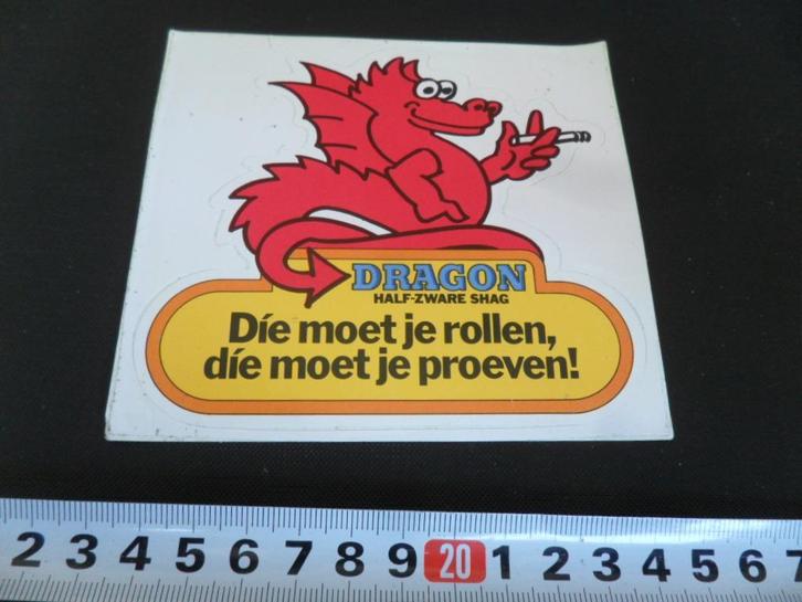 sticker tabak dragon half-zware shag - logo draak sigaret, Verzamelen, Stickers, Zo goed als nieuw, Bedrijf of Vereniging, Ophalen