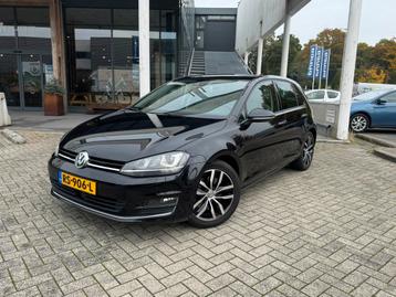 Volkswagen Golf 1.4 TSI Highline 103KW DSG 2013 Zwart beschikbaar voor biedingen