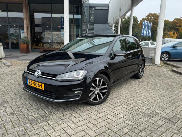 Volkswagen Golf 1.4 TSI Highline 103KW DSG 2013 Zwart, Auto's, Volkswagen, Particulier, Golf, Adaptieve lichten, Adaptive Cruise Control