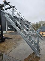 Stalen trap gegalv. Hoog 2,8 mtr. Nob182