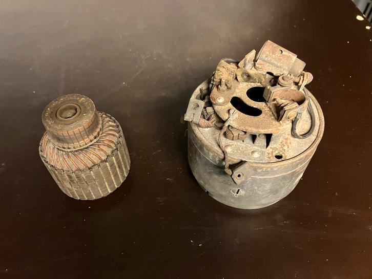 Dynamo ontsteking DKW RT 250 - Oldtimer onderdeel, Motoren, Onderdelen | Oldtimers, Gebruikt, Ophalen of Verzenden