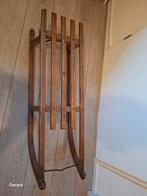 Houten slee, Ophalen, Gebruikt